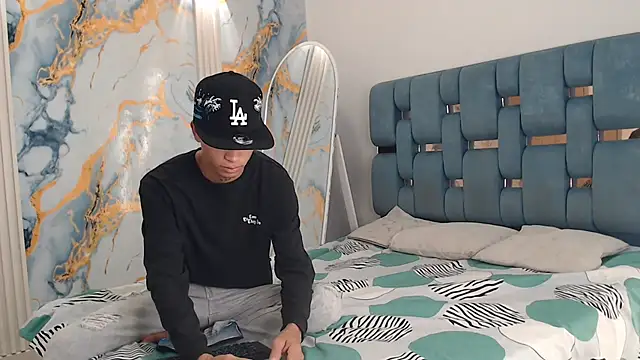 GOLD BOYS online show from April 2026 01:24:01 PM
