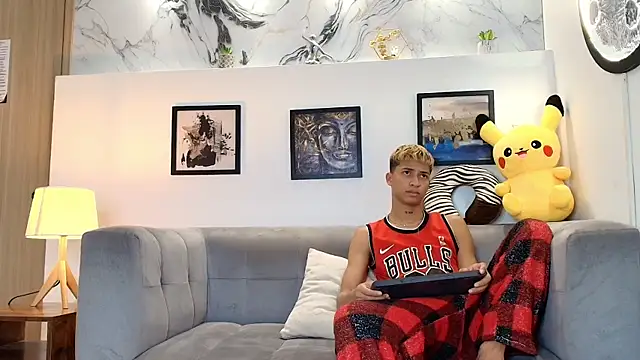 GOLD BOYS online show from May 2026 07:26:01 AM