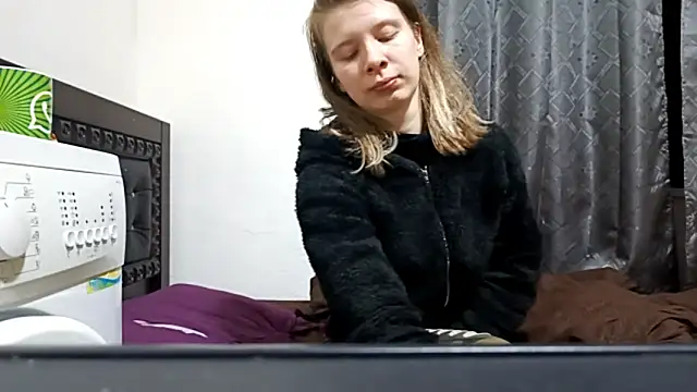 EtherealEm online show from February 2026 06:37:02 PM