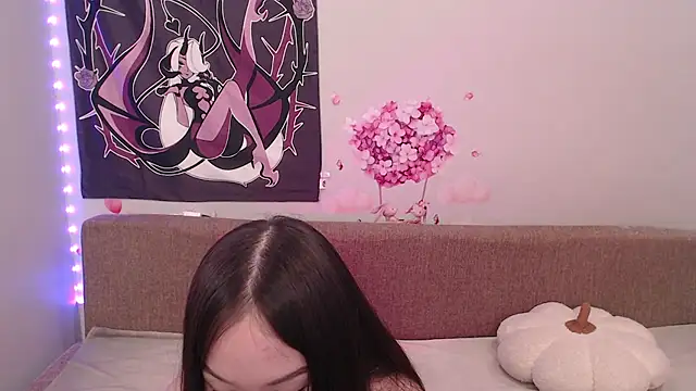 AhriStellar online show from May 2026 07:34:02 PM