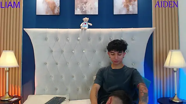 Aiden Rivers  online show from May 2026 01:18:02 PM