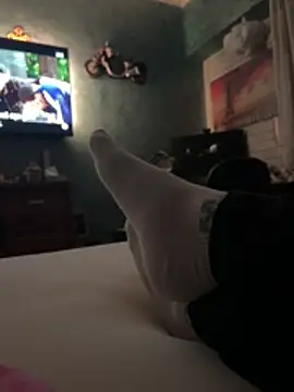 Snapshot of GirlSoftToes chatting on February 2026 07:56:01 PM GirlSoftToes online show from February 2026 07:56:01 PM