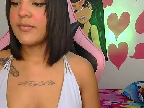 Snapshot of Alison_21 chatting on February 2026 12:33:02 AM Alison 21 online show from February 2026 12:33:02 AM