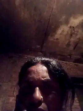 Snapshot of Hot_re83 chatting on February 2026 06:15:02 PM Hot re83 online show from February 2026 06:15:02 PM