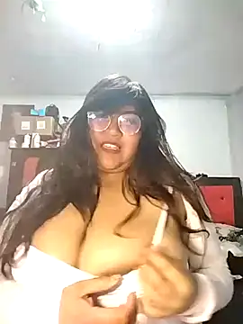 Snapshot of michu_kotomi chatting on February 2026 09:10:02 AM michu kotomi online show from February 2026 09:10:02 AM