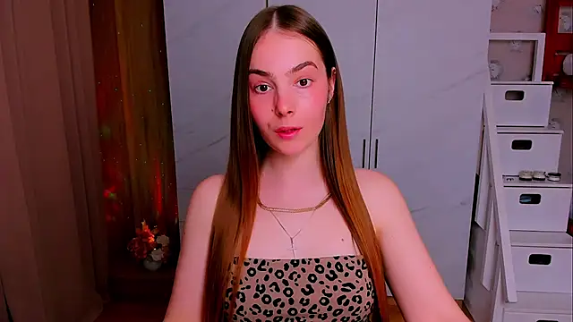 Maddy Wood  online show from April 2026 04:34:02 PM