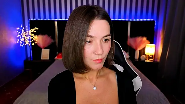 GracefulMichelle online show from April 2026 07:38:02 PM