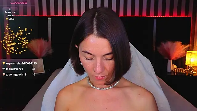 GracefulMichelle online show from May 2026 02:08:02 AM