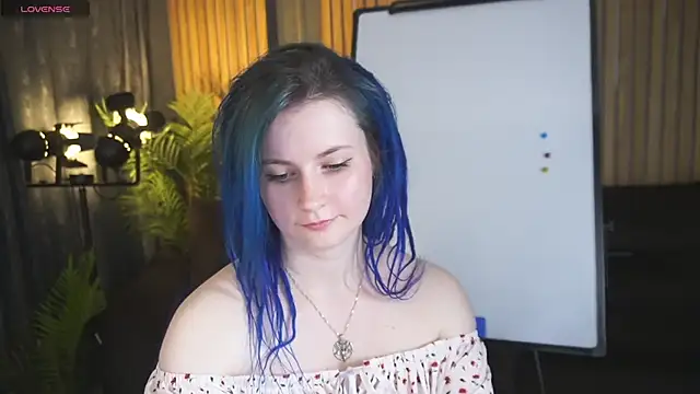 AlisaGracee online show from May 2026 12:44:02 PM