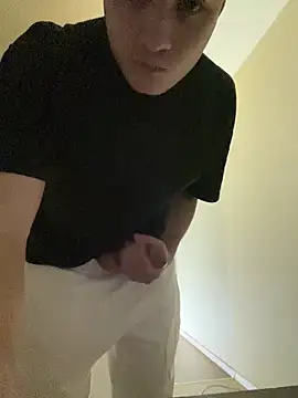 Snapshot of nightshiftt09 chatting on February 2026 12:50:02 AM nightshiftt09 online show from February 2026 12:50:02 AM