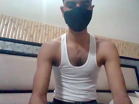 Snapshot of striplover_1 chatting on February 2026 02:05:02 PM striplover 1 online show from February 2026 02:05:02 PM