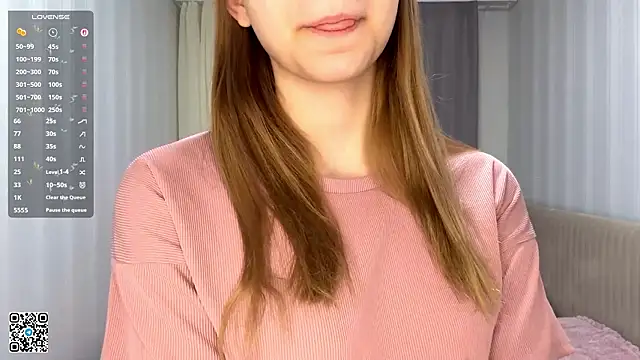 Snapshot of HollyGibson chatting on February 2026 07:14:02 PM HollyGibson online show from February 2026 07:14:02 PM