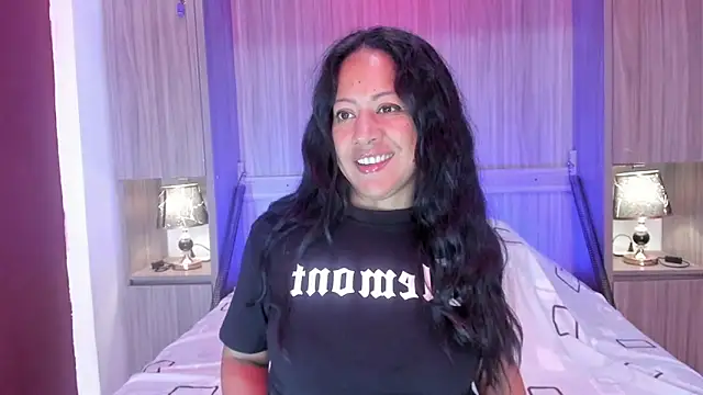 AllieBennet online show from May 2026 12:11:02 PM