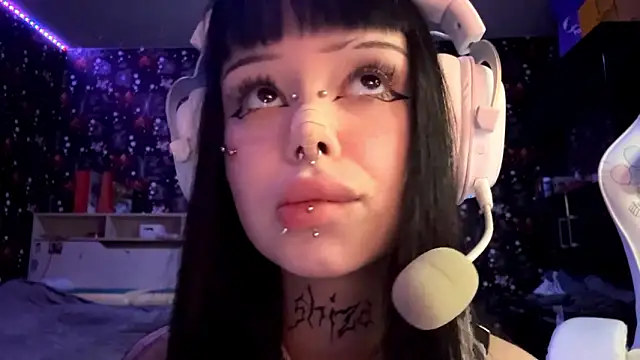 Luna Sohotti online show from March 2026 03:29:02 PM