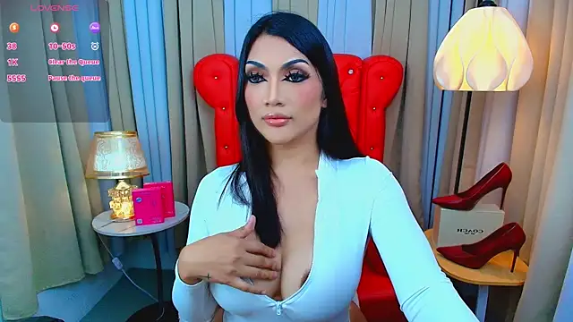 Laureen Hilton online show from July 2026 12:10:01 PM