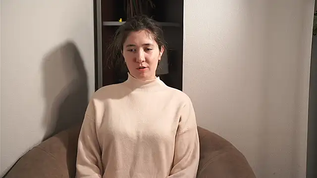 KandiEnwall online show from February 2026 04:20:01 AM