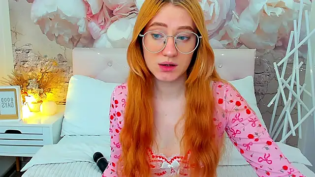 Snapshot of TinaHarp chatting on June 2026 05:20:02 AM TinaHarp online show from June 2026 05:20:02 AM