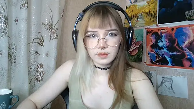 MilaTyan online show from May 2026 04:15:01 PM