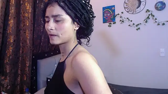 Lili  Clan online show from July 2026 05:31:02 AM