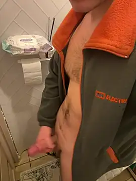 Snapshot of Kiruha88 chatting on February 2026 11:35:01 PM Kiruha88 online show from February 2026 11:35:01 PM