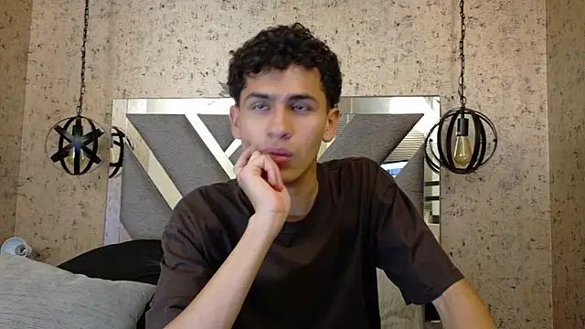 Snapshot of Dark_Sultan chatting on February 2026 08:29:01 PM Dark Sultan online show from February 2026 08:29:01 PM