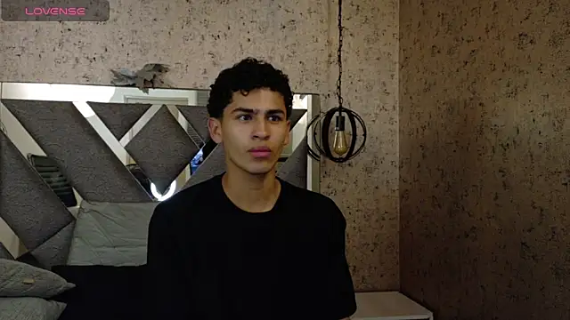 Snapshot of Dark_Sultan chatting on February 2026 08:30:01 PM Dark Sultan online show from February 2026 08:30:01 PM