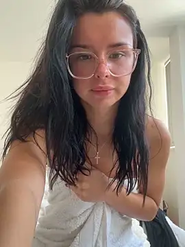 Amberbanxx online show from March 2026 09:45:01 AM