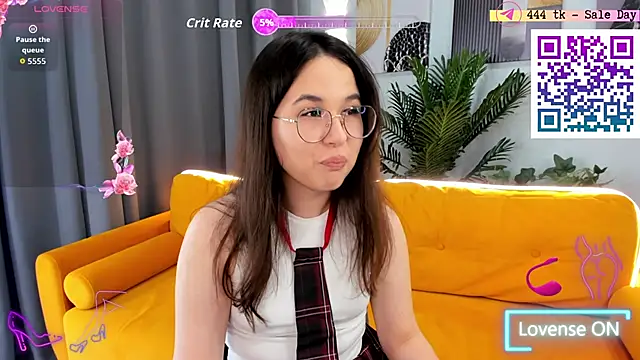 leylamirage online show from June 2026 08:22:02 PM