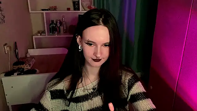 MabelDefina online show from May 2026 05:04:01 AM
