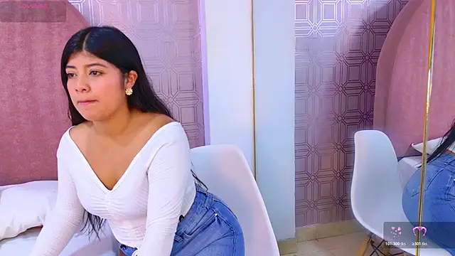 Khloe Moon online show from March 2026 07:30:01 PM