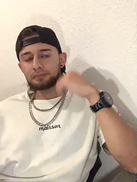 Snapshot of will1200 chatting on February 2026 10:50:02 PM will1200 online show from February 2026 10:50:02 PM