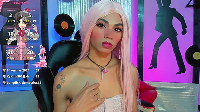 Snapshot of suzume_Mendez chatting on May 2026 11:07:01 AM suzume Mendez online show from May 2026 11:07:01 AM