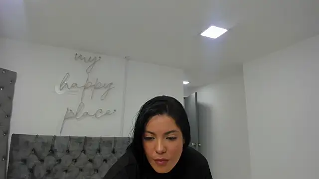 Evelin  thompsson online show from April 2026 03:41:01 AM