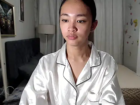 Snapshot of Ur_innocent_womenXxx chatting on April 2026 01:49:01 AM Ur innocent womenXxx online show from April 2026 01:49:01 AM