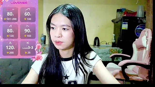 Luna Moonfang online show from July 2026 09:54:01 PM