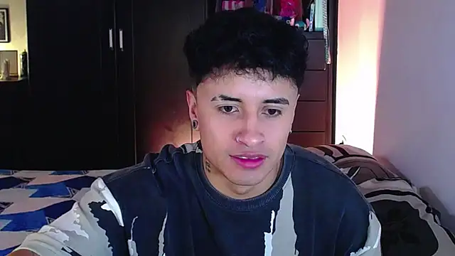 Snapshot of Jhon_Sara chatting on February 2026 03:44:02 PM Jhon Sara online show from February 2026 03:44:02 PM