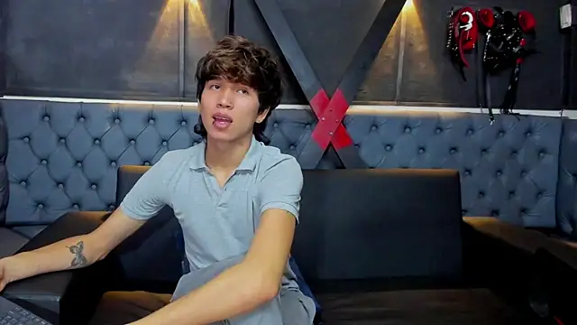 Snapshot of Briian_ chatting on February 2026 05:17:01 AM Briian online show from February 2026 05:17:01 AM