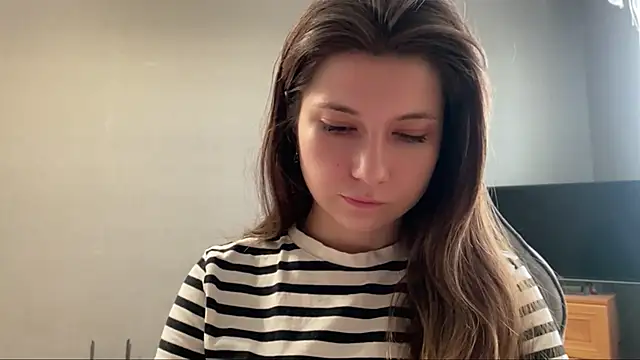 LunnaBliss online show from May 2026 03:17:02 PM