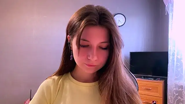 LunnaBliss online show from May 2026 03:20:02 PM