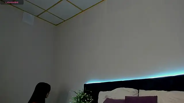 Adele Lanea online show from July 2026 01:09:01 AM