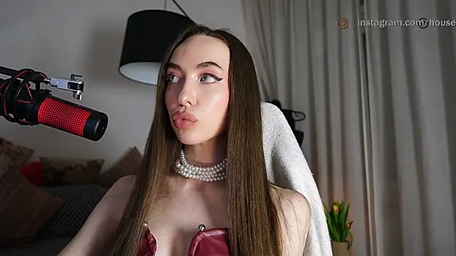 Snapshot of supreme_dominatrix chatting on April 2026 09:06:02 PM supreme dominatrix online show from April 2026 09:06:02 PM
