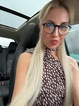 LisaMurr online show from April 2026 10:26:01 AM