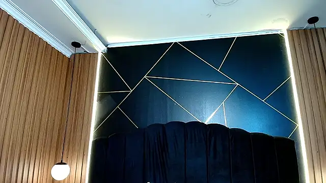 MoriahStorm online show from February 2026 12:13:02 PM