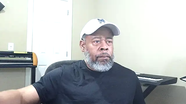 Cleozevo1961 online show from March 2026 05:19:01 PM