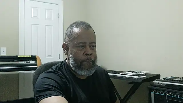 Cleozevo1961 online show from March 2026 04:27:02 AM