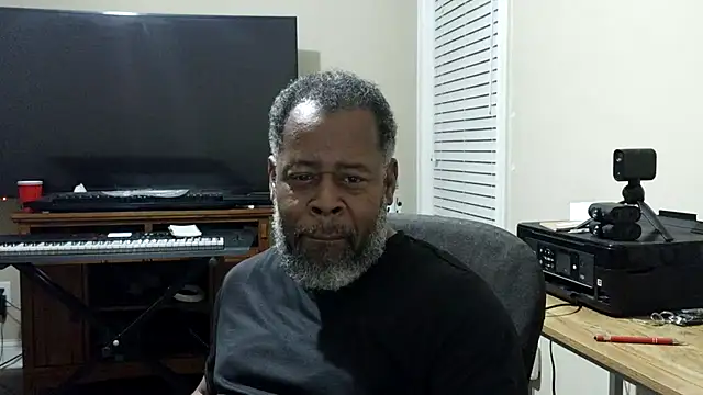 Cleozevo1961 online show from August 2026 01:37:02 AM
