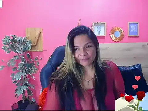 analyasmit online show from February 2026 07:10:01 PM