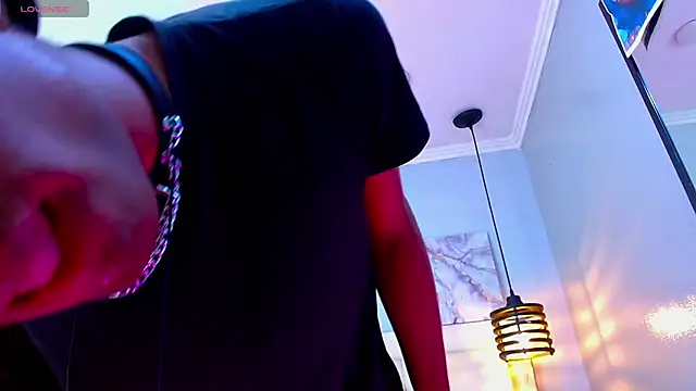 Santiago Ortiz  online show from April 2026 06:27:01 PM