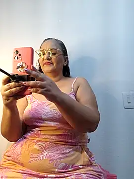 Noemipopi online show from March 2026 10:37:01 PM