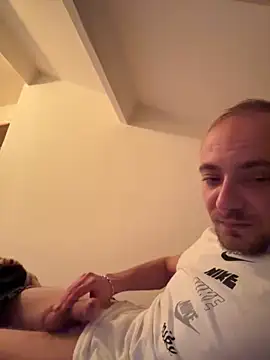 Crevette311 online show from December 2025 12:26:02 AM